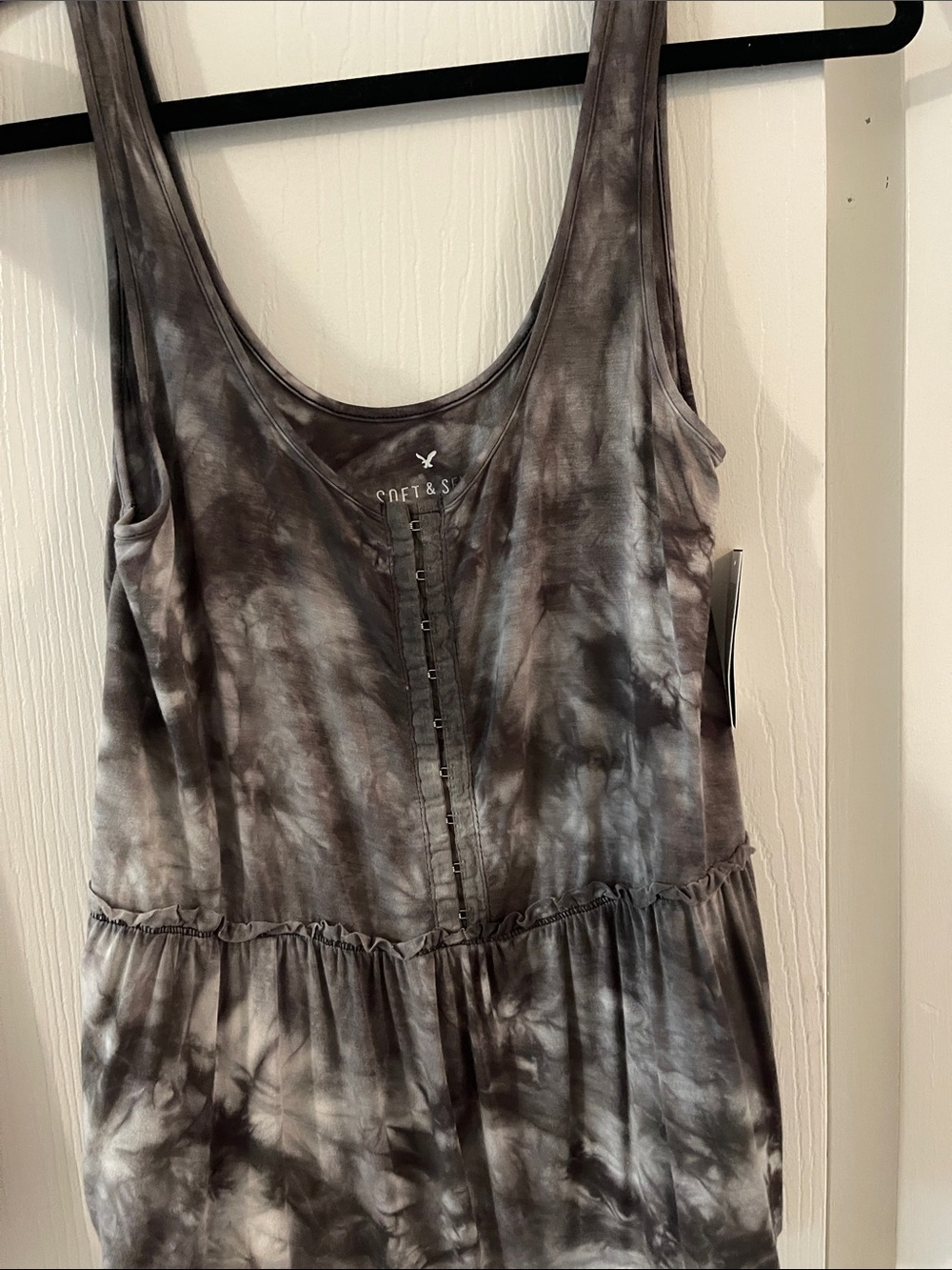American Eagle Outfitters Gray Tie-Dye Sleeveless Tank